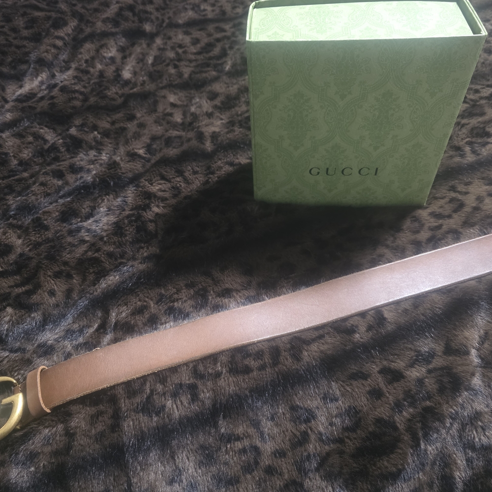 Gucci Brown Belt with Gold GG Buckle - Picture 2 of 4